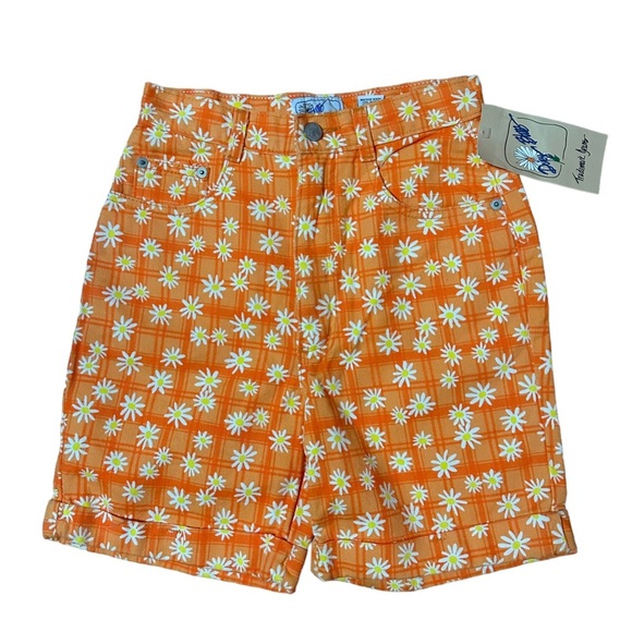 Vintage 1980s Daisy Blues Orange Floral High Waisted Shorts Size 24 - Picture 1 of 4